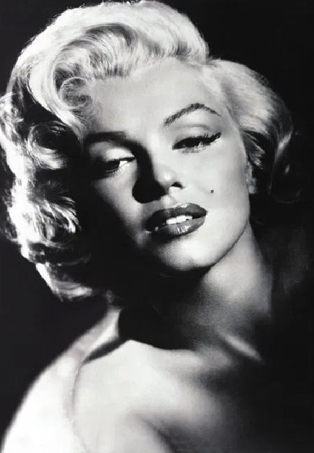 Marilyn Monroe – Glamour 51