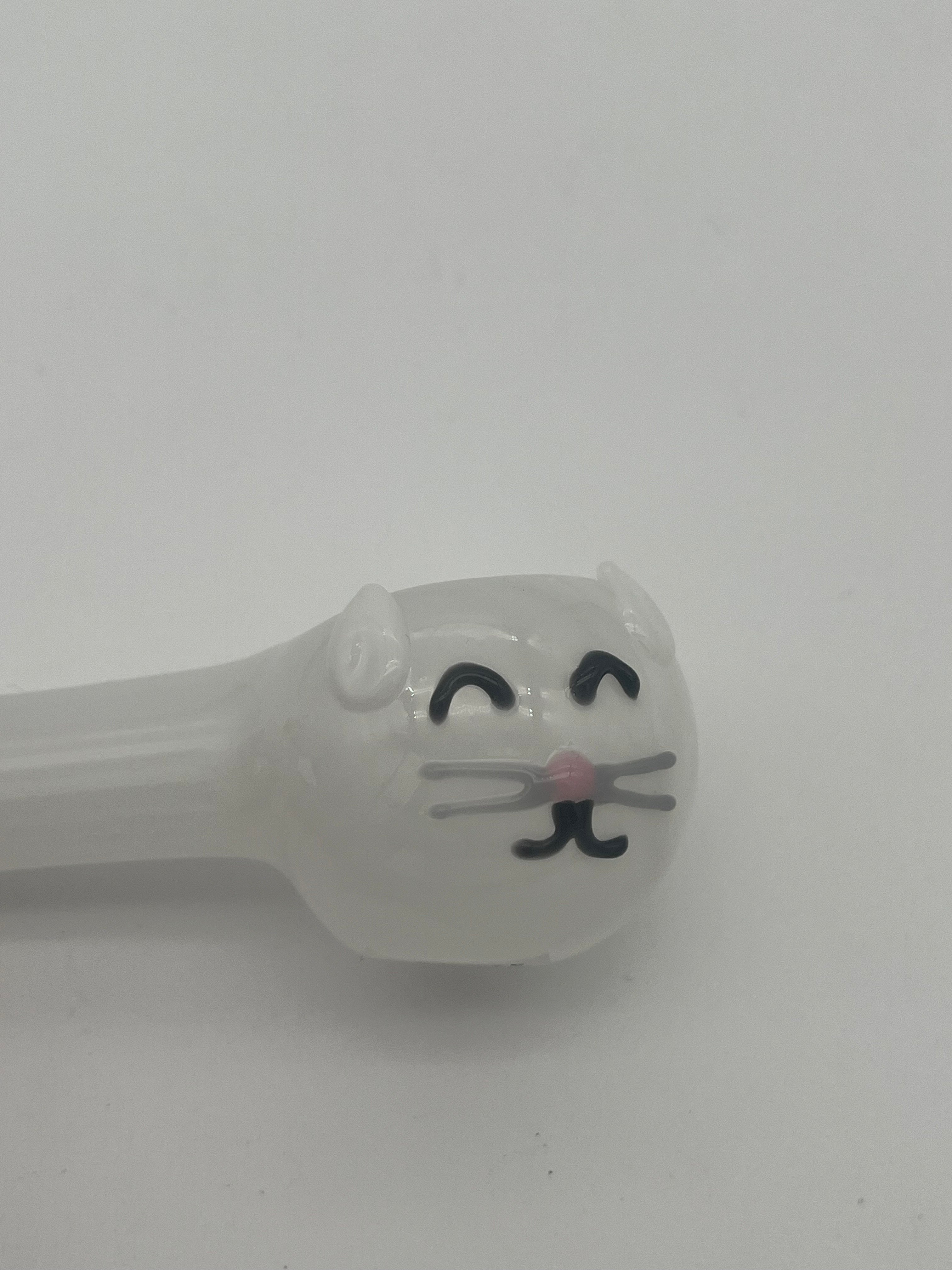 Kristi Conant White Cat Handpipe