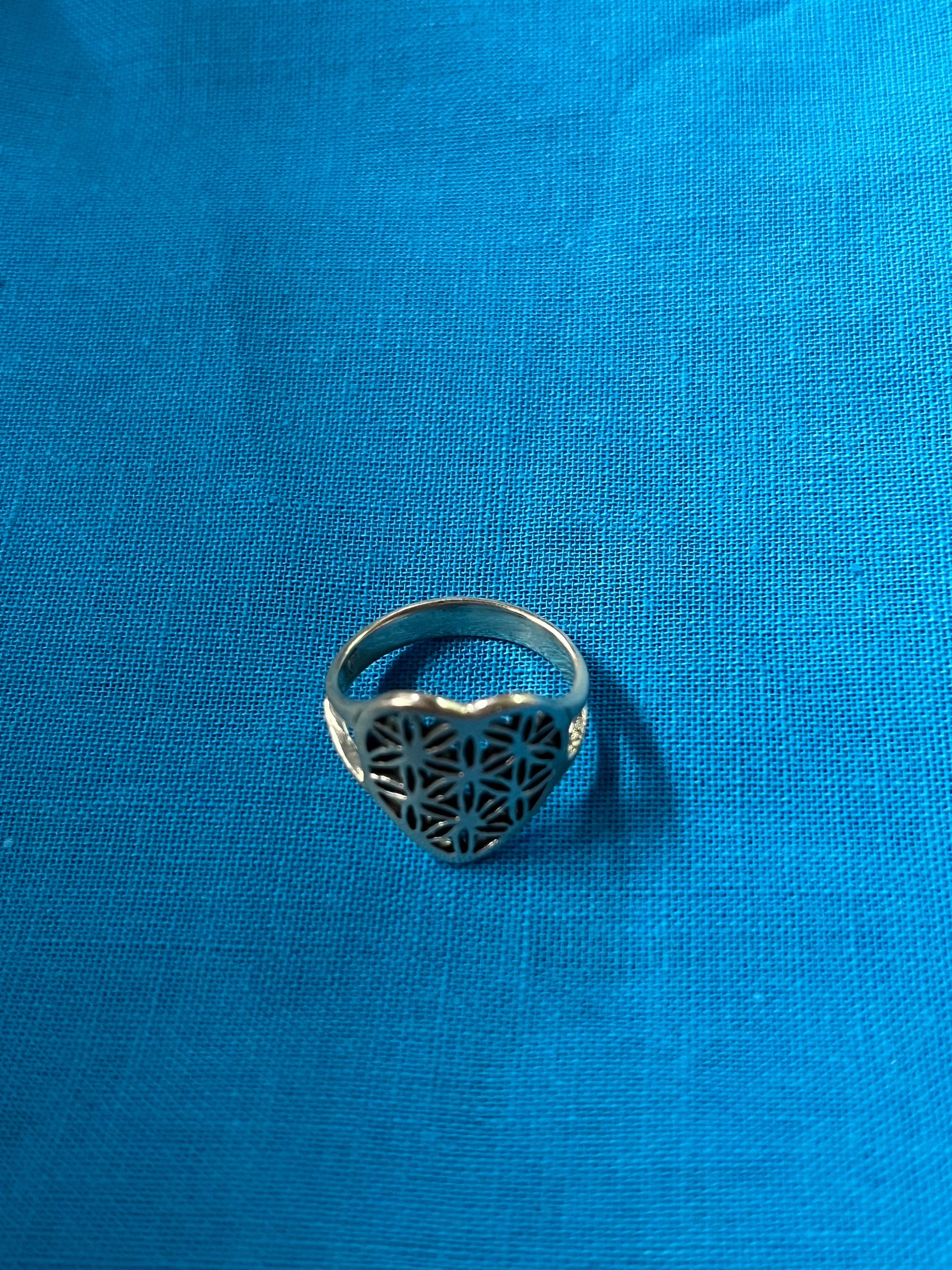 Sacred Geometry Heart Silver Ring Size 6.5