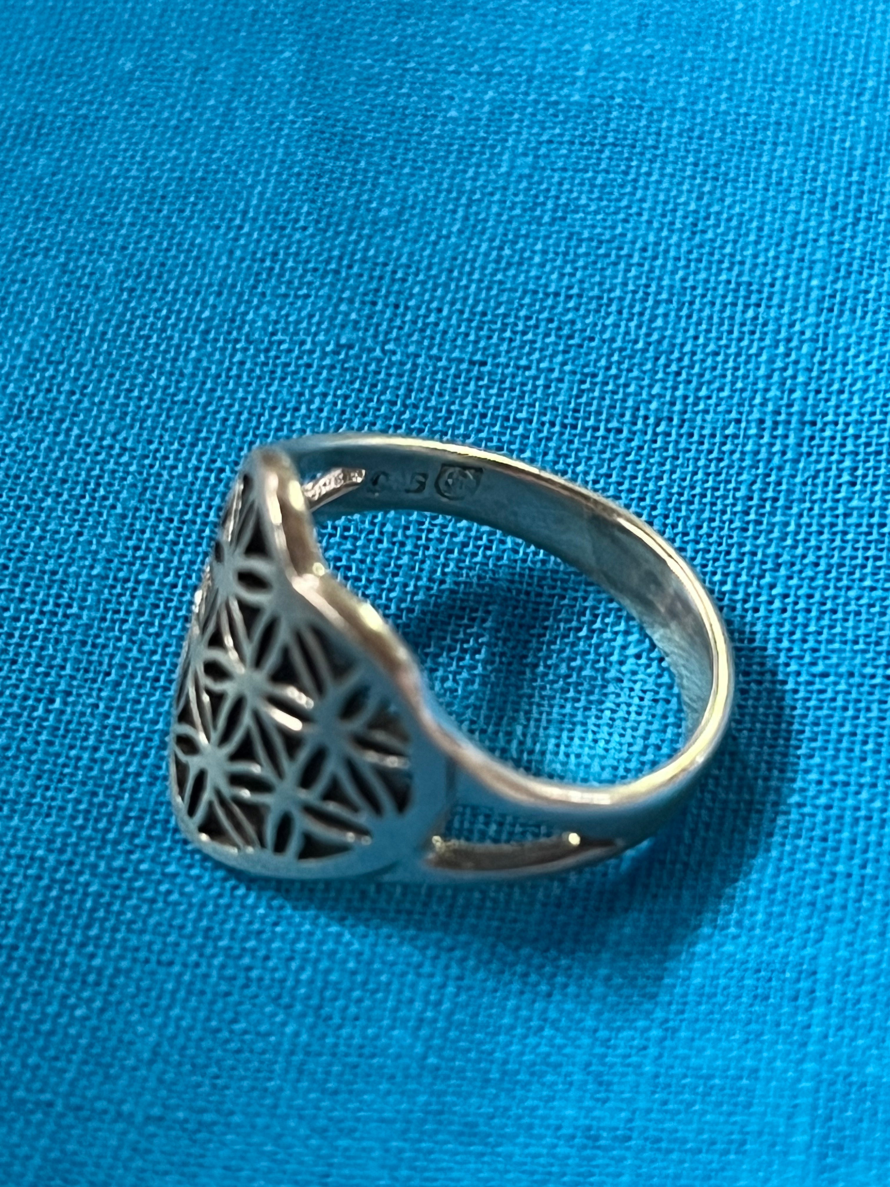 Sacred Geometry Heart Silver Ring Size 6.5